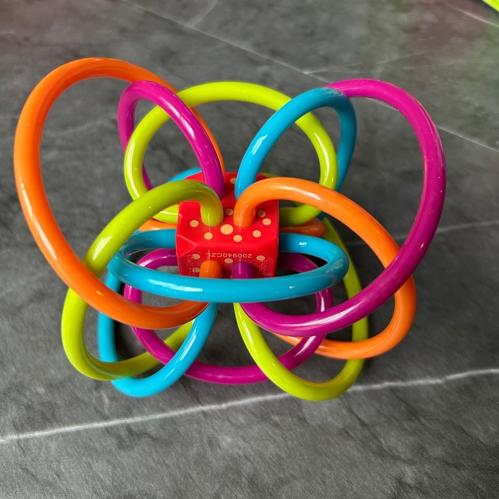 Winkel‎ Rattle and Sensory Teether - Multicolor - Picture 2 of 2